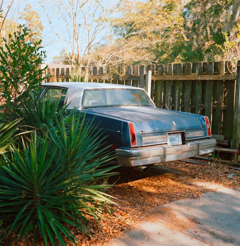 Photo Print Yury Rachkov - Yard Queen The Oldsmobile 88